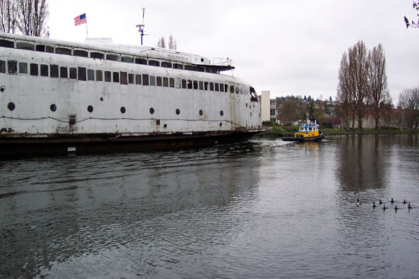 Kalakala, front tugboat